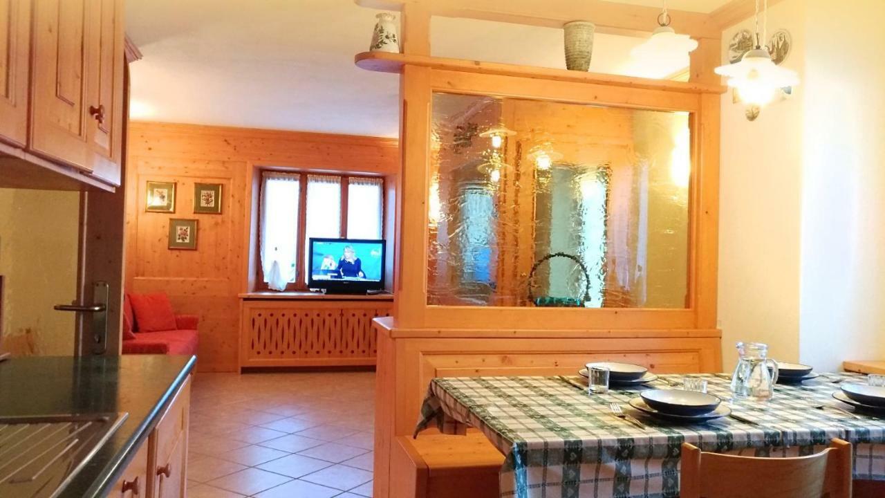 דירות Le Grazie  Casa Rossi מראה חיצוני תמונה