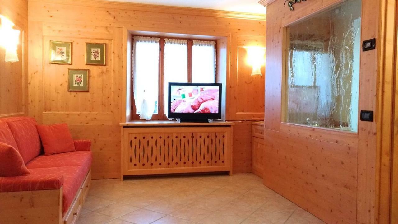 דירות Le Grazie  Casa Rossi מראה חיצוני תמונה